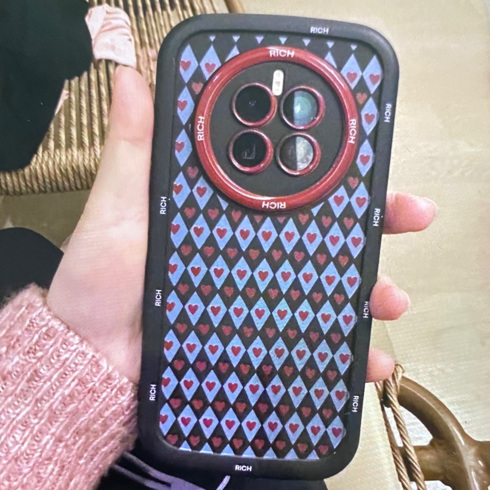 Heart Pattern Phone Case - Black and Red
